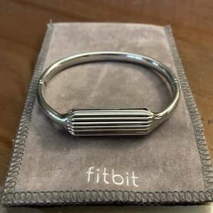 Fitbit Flex 2 Silver Bracelet for Fitbit Flex 2 Activity Tracker - New w/o Tags